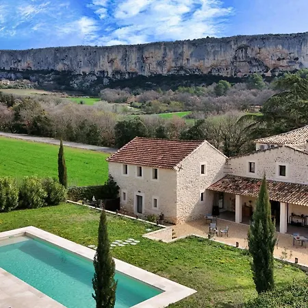 Bed & Breakfast Aux Cedres - Teritoria Lioux
