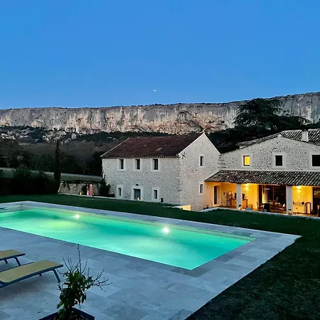 Bed & Breakfast Aux Cedres - Teritoria Lioux