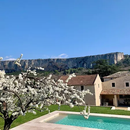 Aux Cedres - Teritoria Lioux